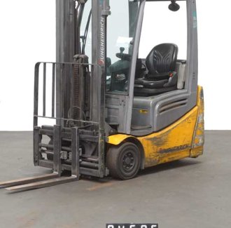 Jungheinrich three wheel forklift